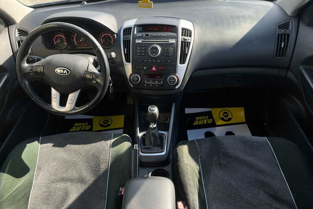 Kia Ceed 2009 року