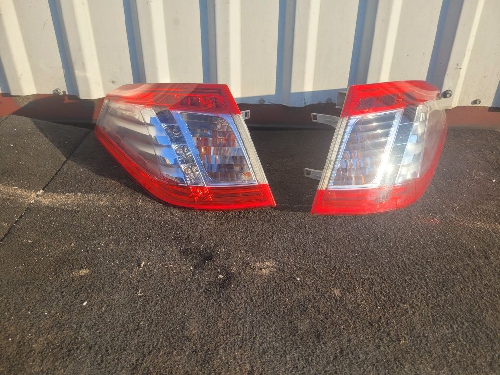 Lampa tyl lewa i prawa Peugeot 508 Sw kombi EU