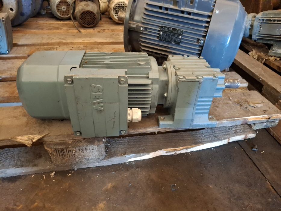Motoreduktor sew-eurodrive 0,55kW