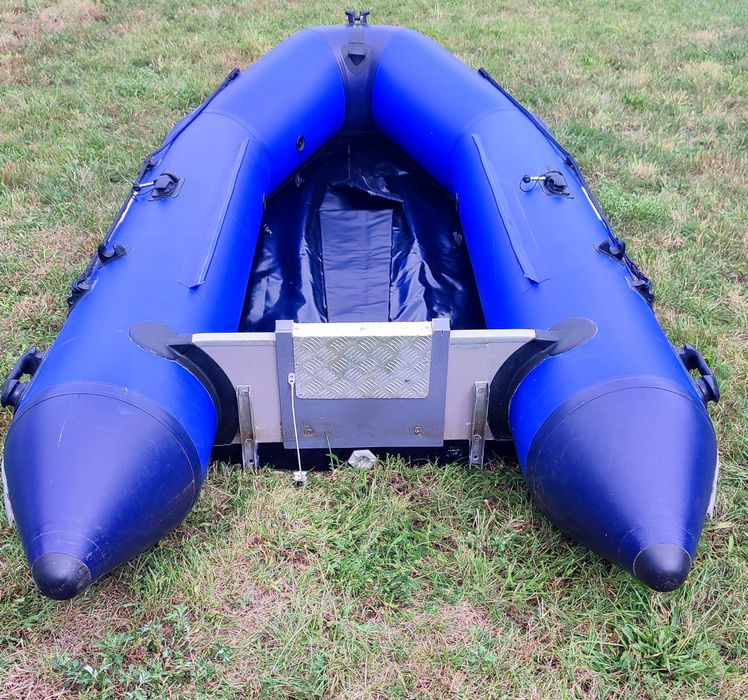 Sprzedam ponton wildlake 320 sztywna podłoga kil