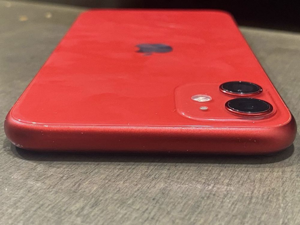 iPhone 11 64 gb product red