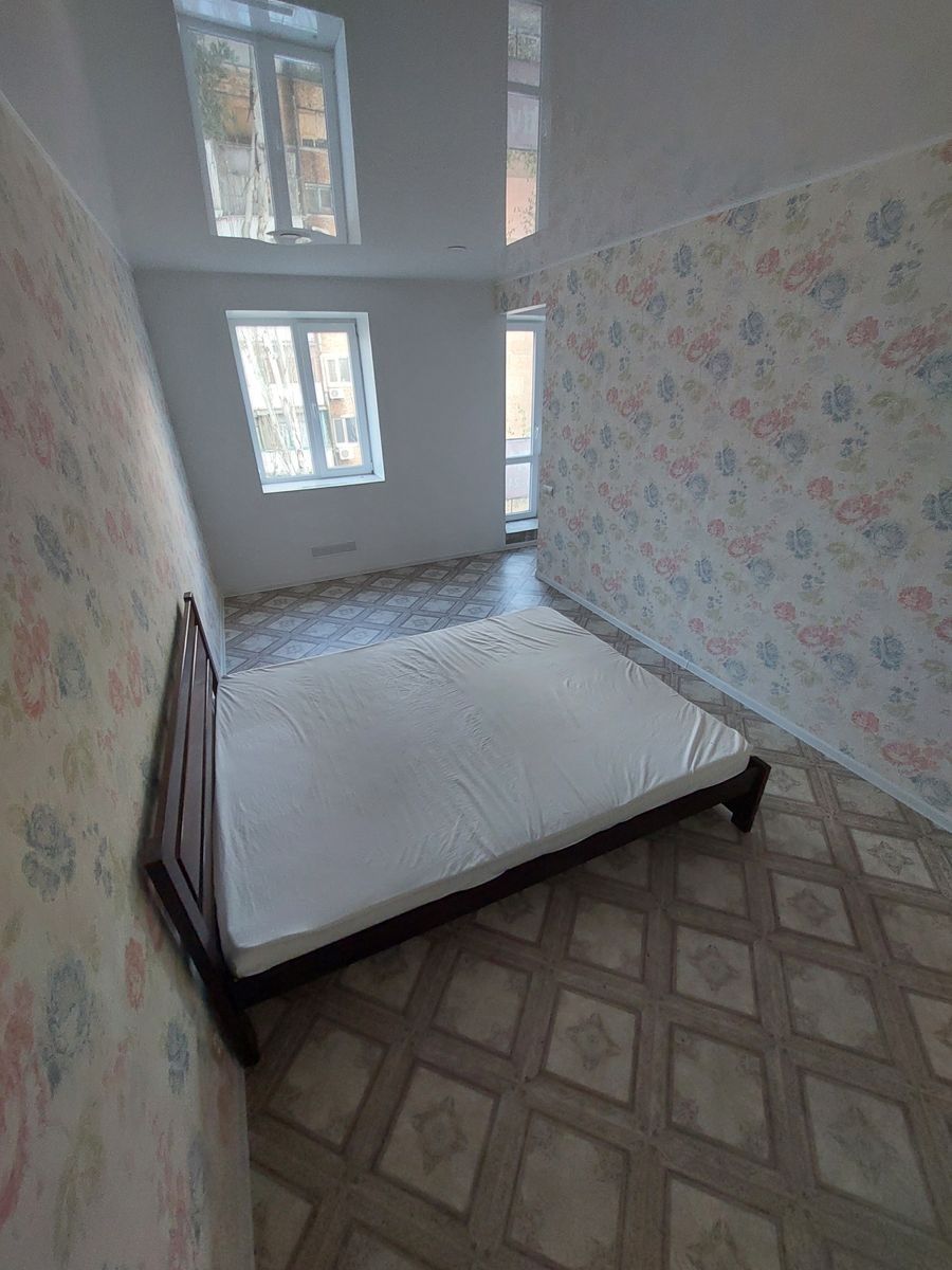 Продаю 2 кімнатну квартиру Ліски