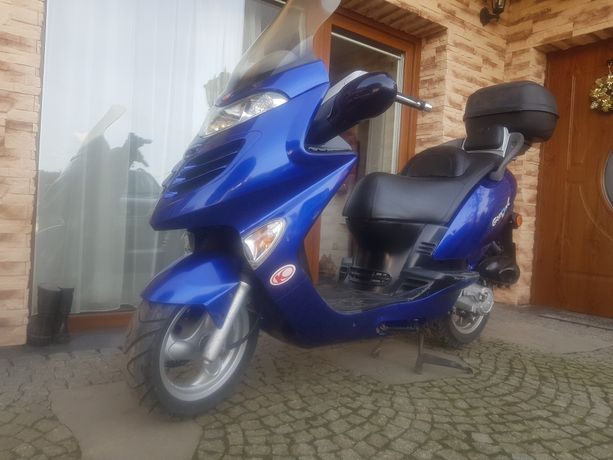 Duży  motorower Kymco Grand Dink  50 aktualne oc i przegląd