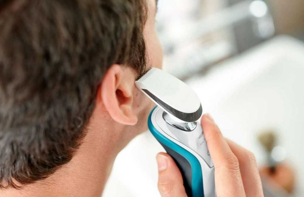Електробритва Philips S7310 (серія 7000, роторна) в гарному стані