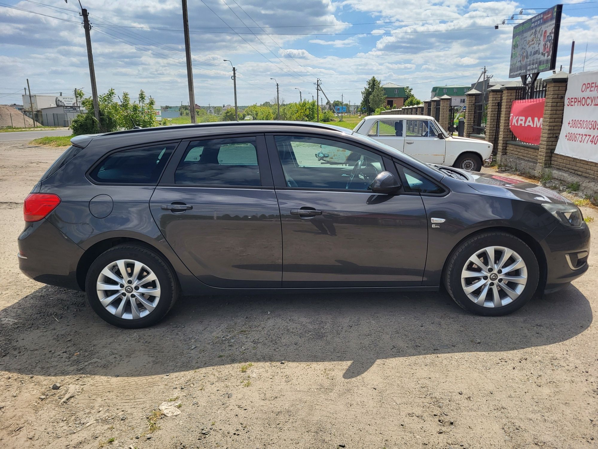 Продам opel astra j 1 7 cdti