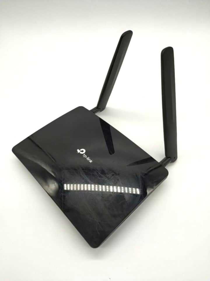 Router TP-LINK Archer MR400