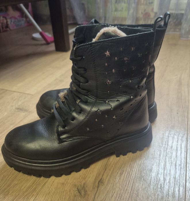 Зимние кожанные ботинки 35р