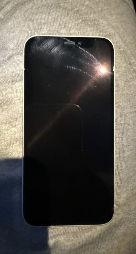 Iphone 12 mini.