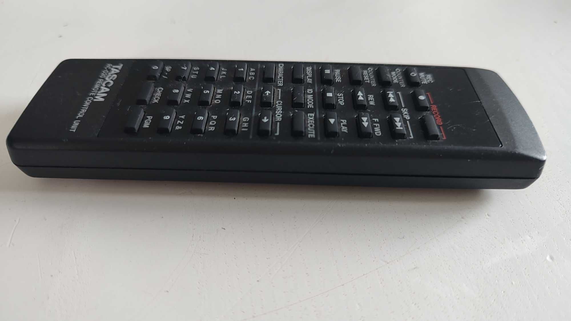 Oryginalny Pilot TASCAM RC-D20