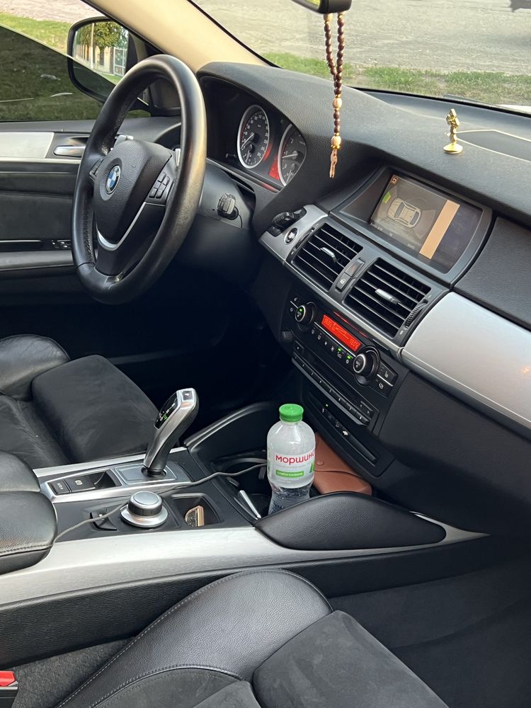 BMW X6 2008 года 3.0 Бензин Полный привод