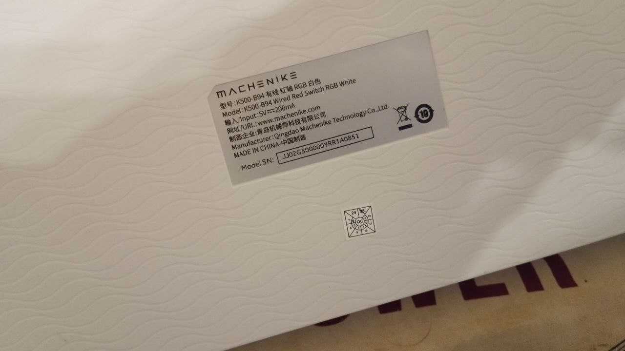 Продам механическую клавиатуру Machenike K500