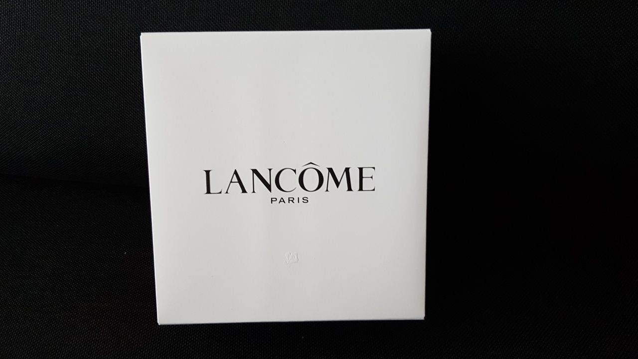 Подарочный набор из 2 мини версий Lancome,оригинал годен до 04.2024.