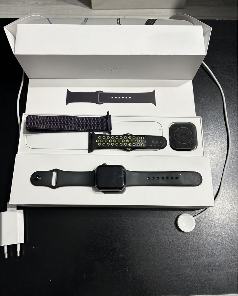 Smartwatch Apple Watch series 4 44mm grey 81% cellular gps lte