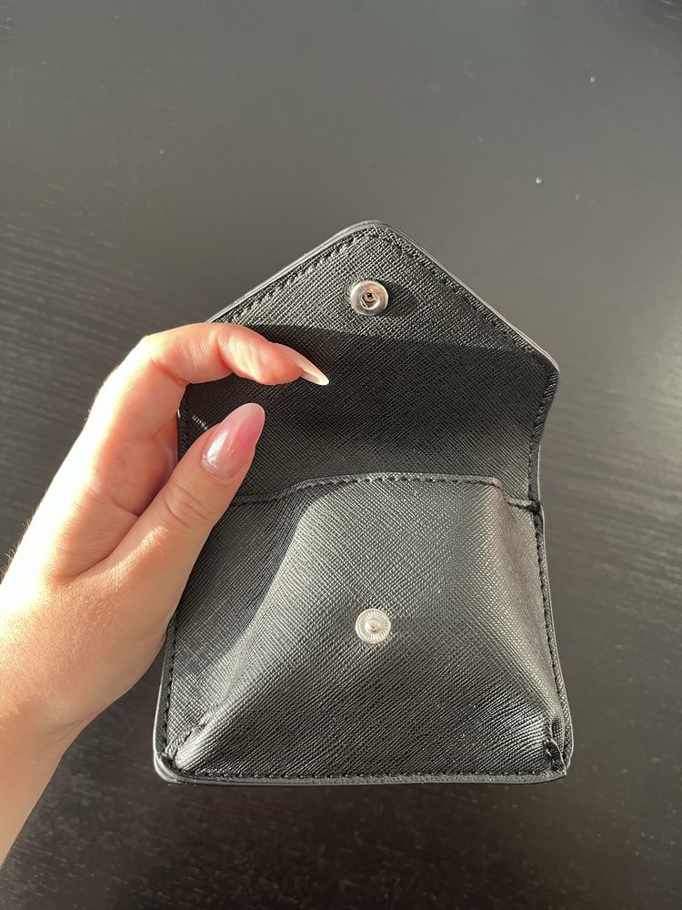 Porta-moedas preto | Guess