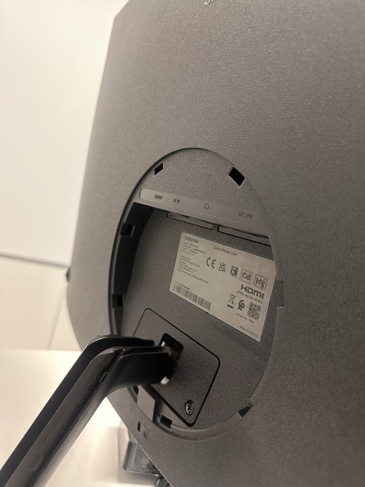 Monitor Samsung 4k LU32R590CWRXEN