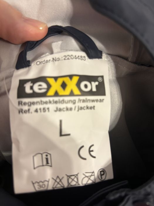 Wodoszczelna kurtka płasz przeciwdeszczowy teXXor rozm L nr 4151 List