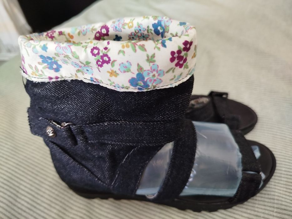 Sandalia em ganga nº 36