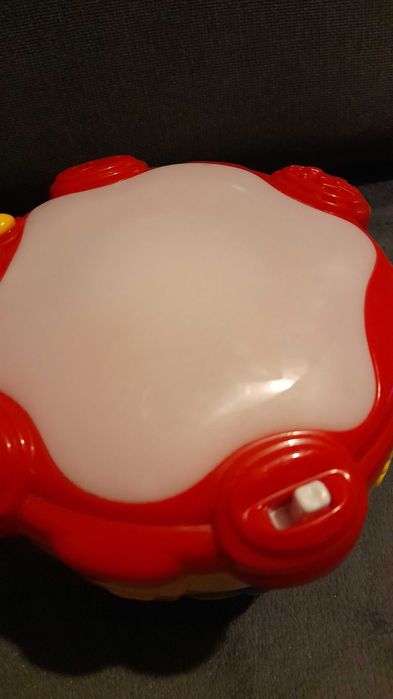 zabawka bębenek interaktywny