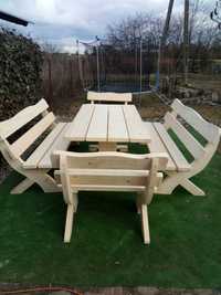 Meble ogrodowe tarasowe Stół drewniany z ławkami