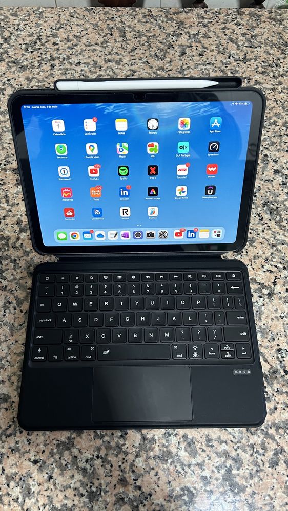 Capa com teclado para ipad 10 geração