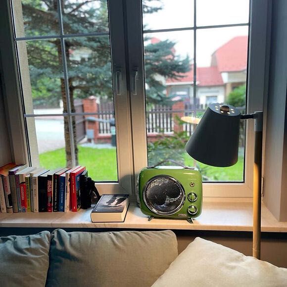 Ariette Retro Termowentylator przenośny 2000 W z funkcją grzania