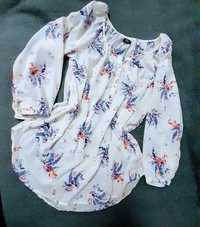 Чарівна блузка з квітковим принтом від бренду F&F