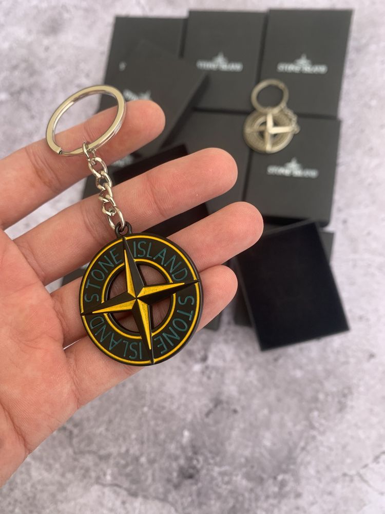 Брелок «STONE ISLAND» стон айленд на подарунок