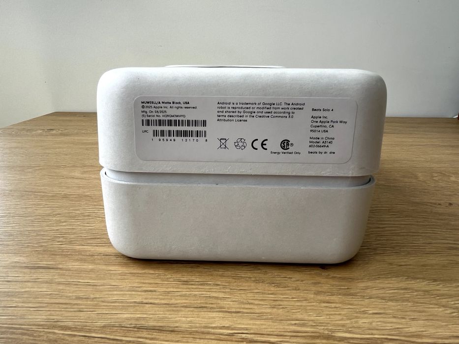 Навушники Beats Solo 4 — On-Ear Wireless Headphones оригінал NEW