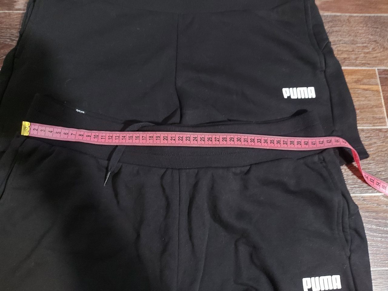 Puma  шорти чорні