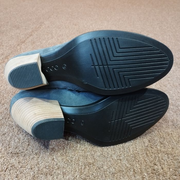 40,41,42. Ботильйони замшеві Ecco Shape 55 Western