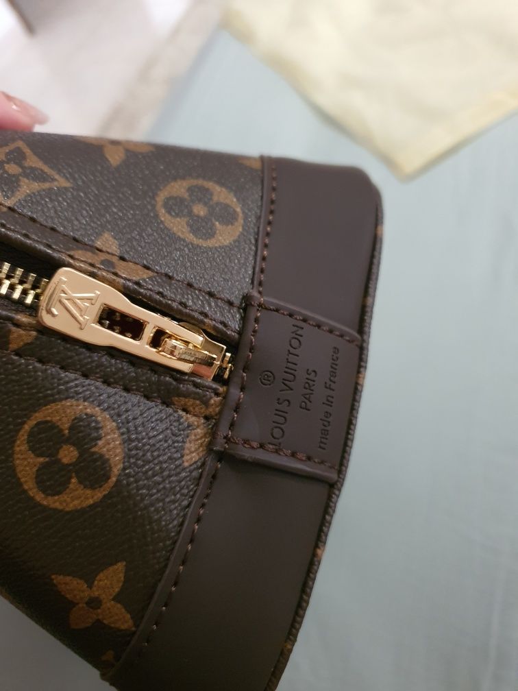 Mala Louis Vuitton Alma GM