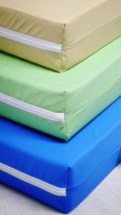 Materac na łóżko szpitalne Nowy 200x90x8 cm