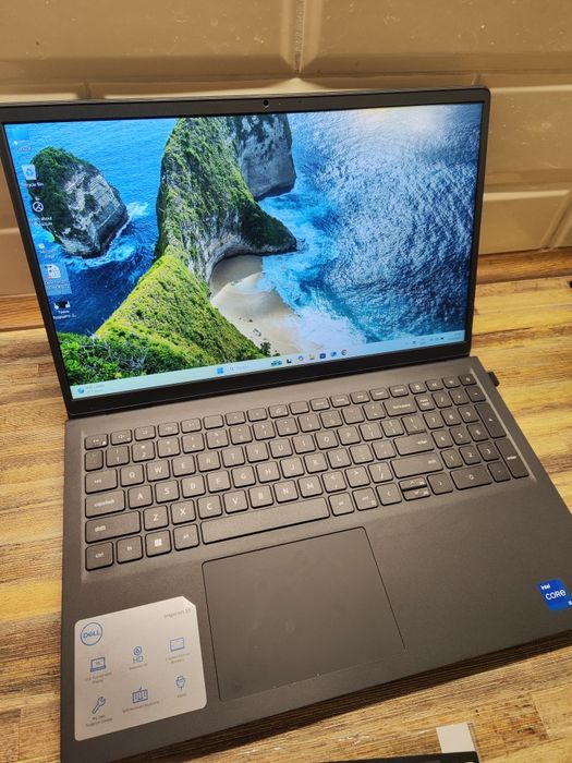 Ноутбук Dell inspiron 3520 (15.6"FHD 120Hz i5-1235U/16RAM/512GB SSD)