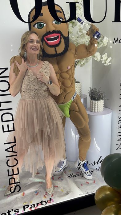 Tancerz Bruno i skolim striptizer