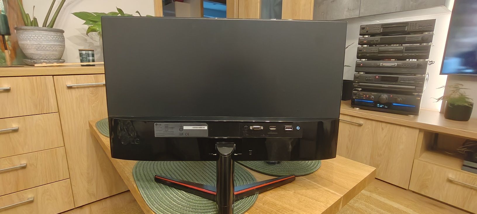 monitor LG 24 Hz75