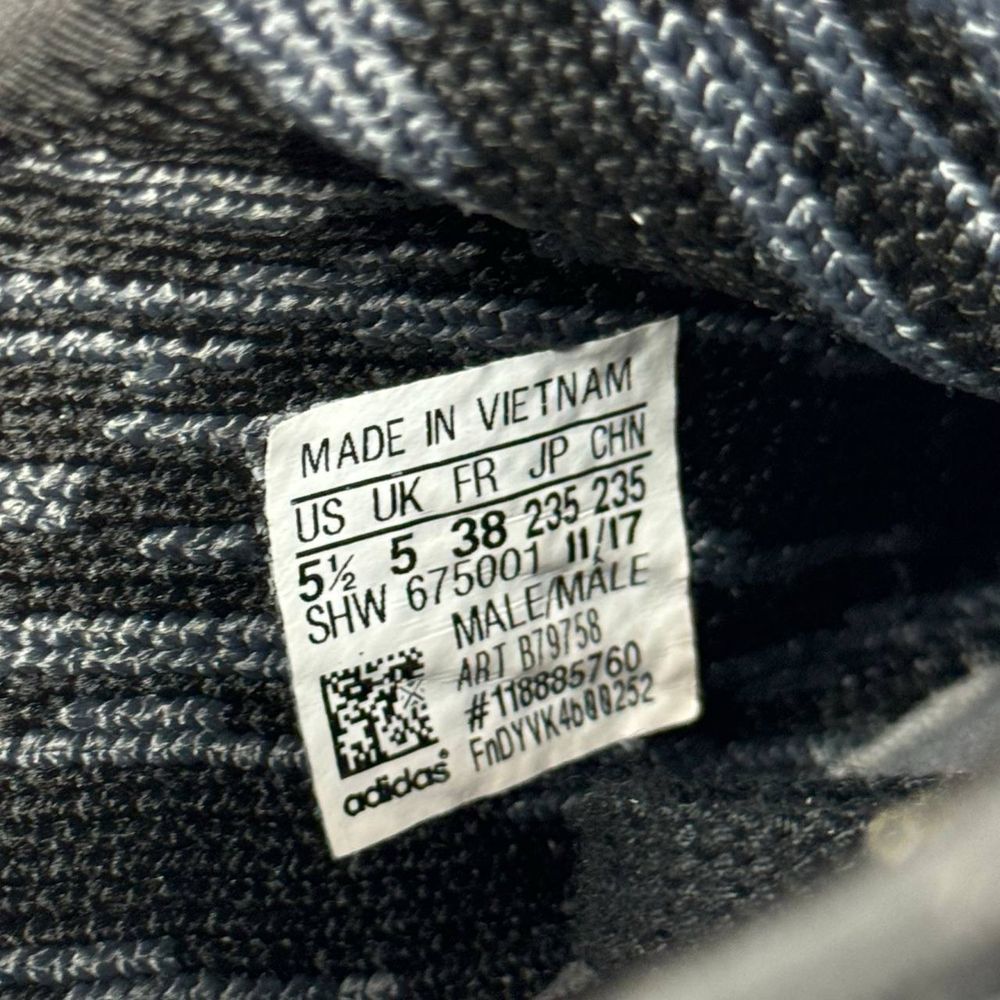 Кроссовки Adidas NMD r1 адідас кросівки нмд спортивні буст літні