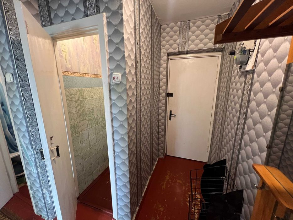 Продається двокімнатна квартира, в м. Сквира.