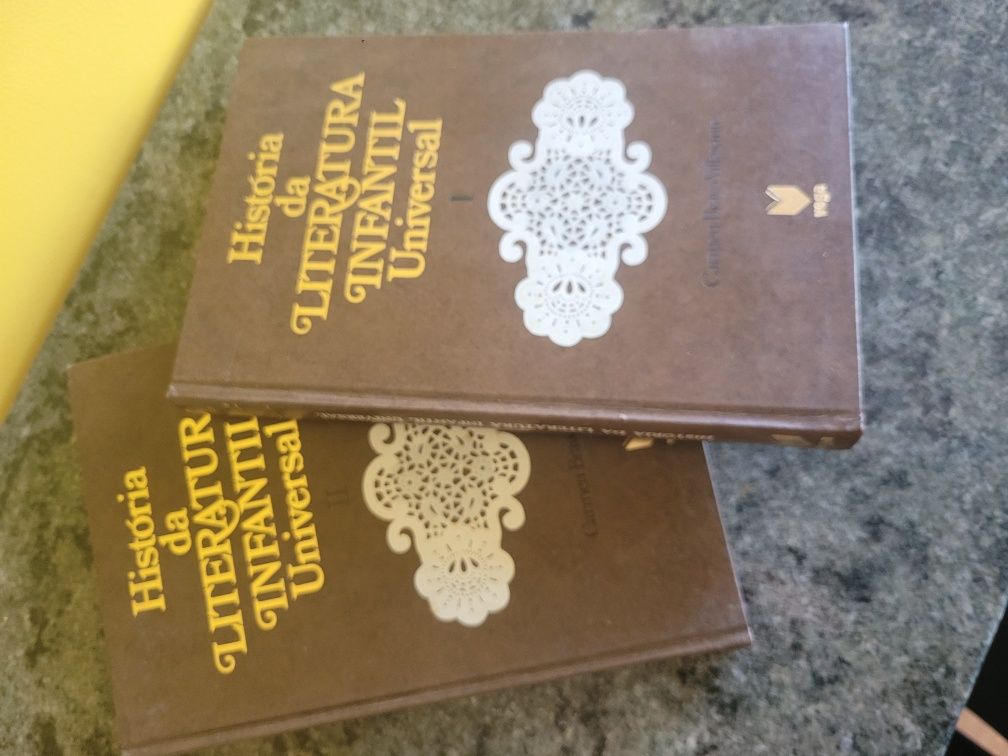 Coleções de 2 volumes! Temas diversos!