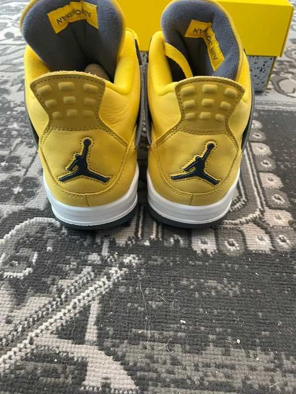 Jordan Air Jordan 4 retro "tour yellow"R .40