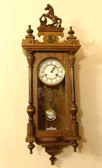 Hermle, ładny, duży, stylowy zegar wiszący dębowy