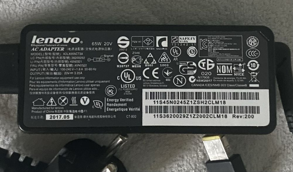 Блок живлення Lenovo 65w 20v Ac Adapter