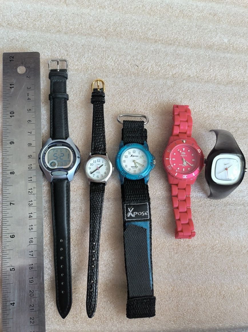 Жіночій годинник Casio LW-200 Timex