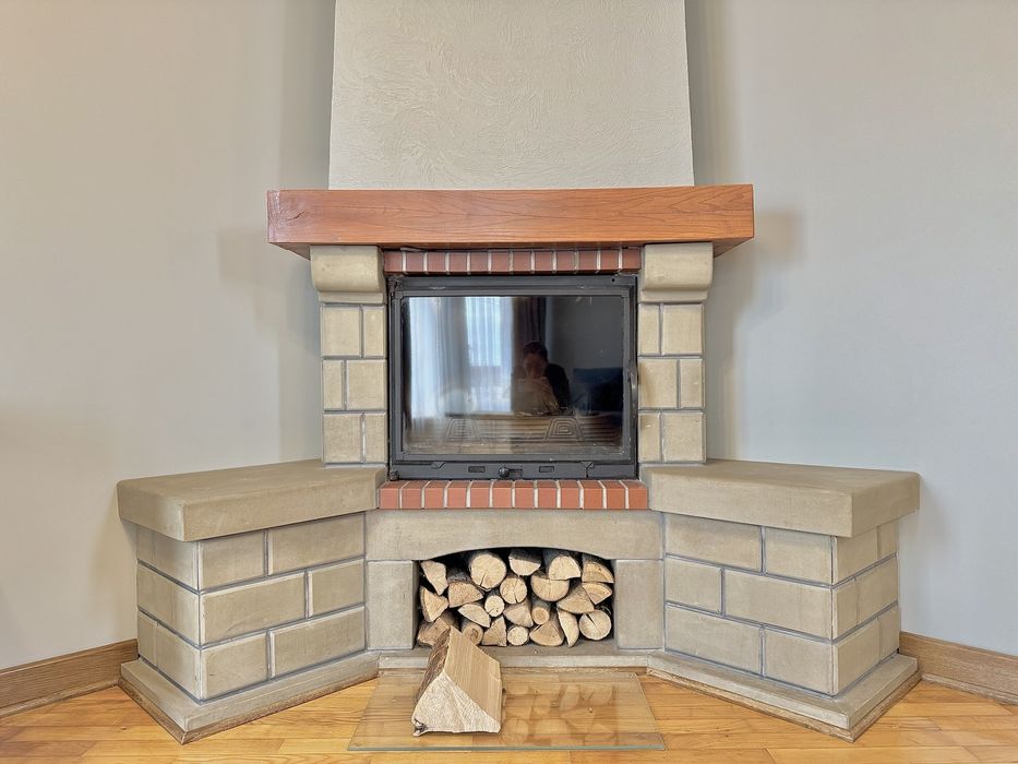 Шикарний котедж з каміном 3/х кім в Кутківцях