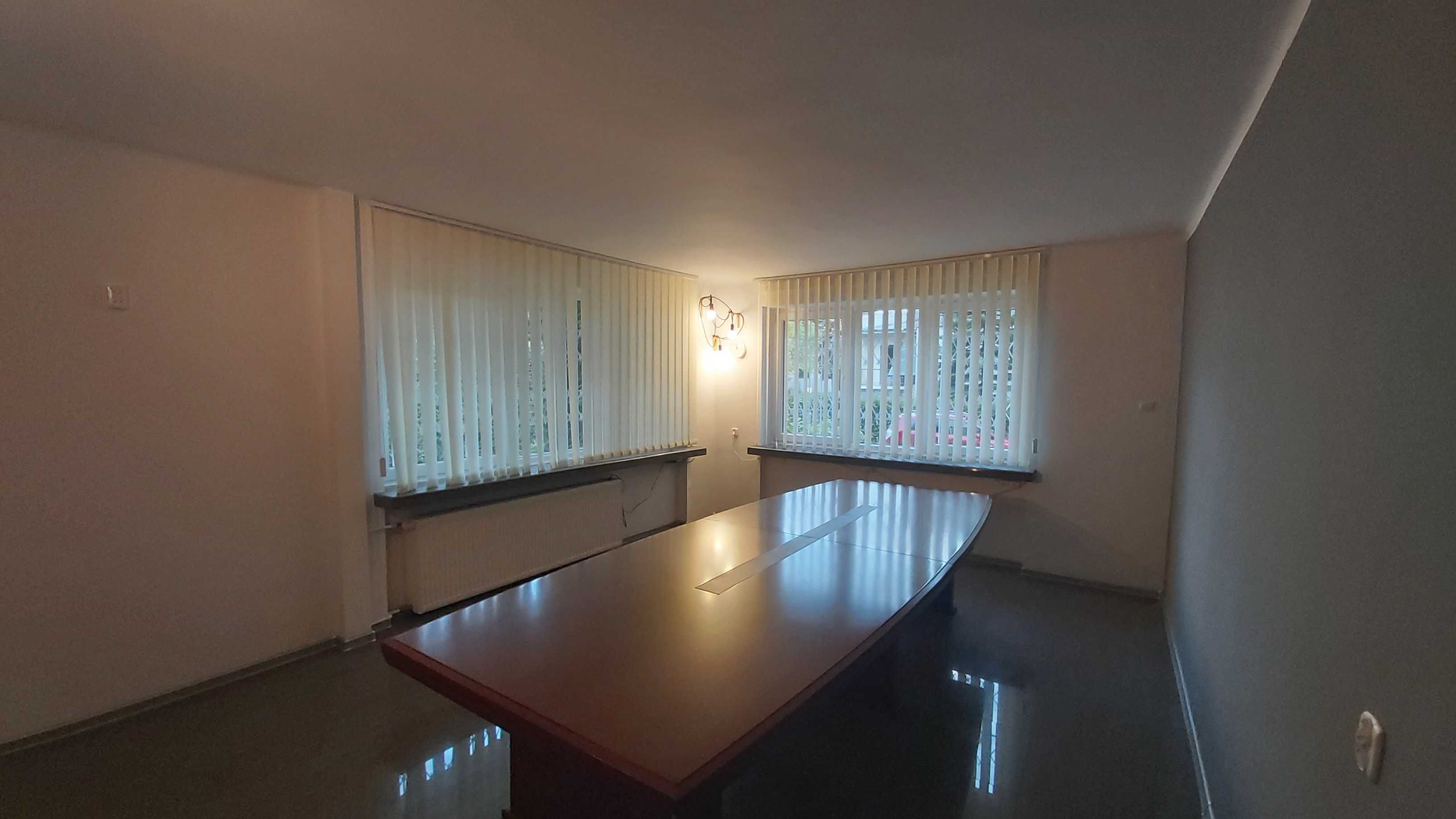 Stół konferencyjny Bemondi Graf 360