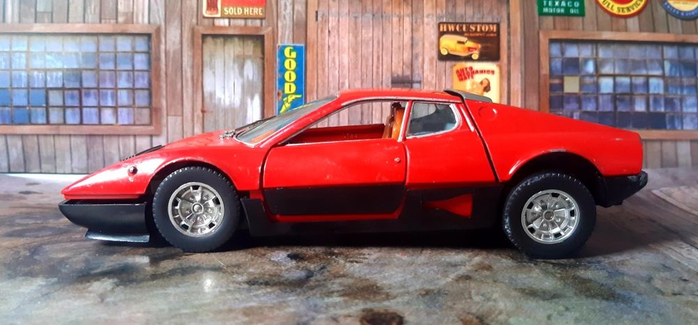 Miniaturas Burago antigas 1/24