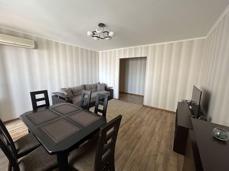 Продам 3кім.квартиру вул.Грушевського,парк Перемоги,м.Бровари SL