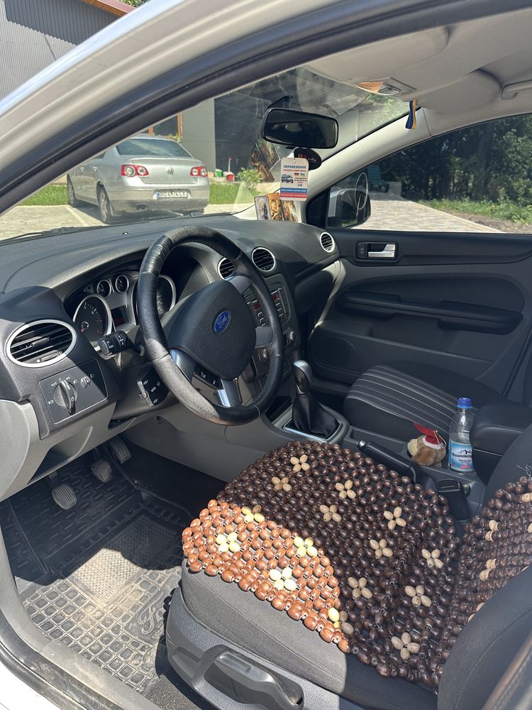 Ford focus 2 покоління