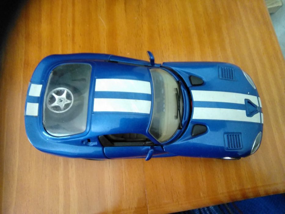 Burago - Dodge Viper GTS