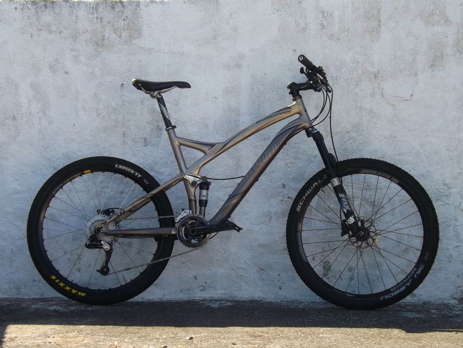 Bicicleta BTT Specialized StumpJumper Comp - Tamanho L - Roda 26"