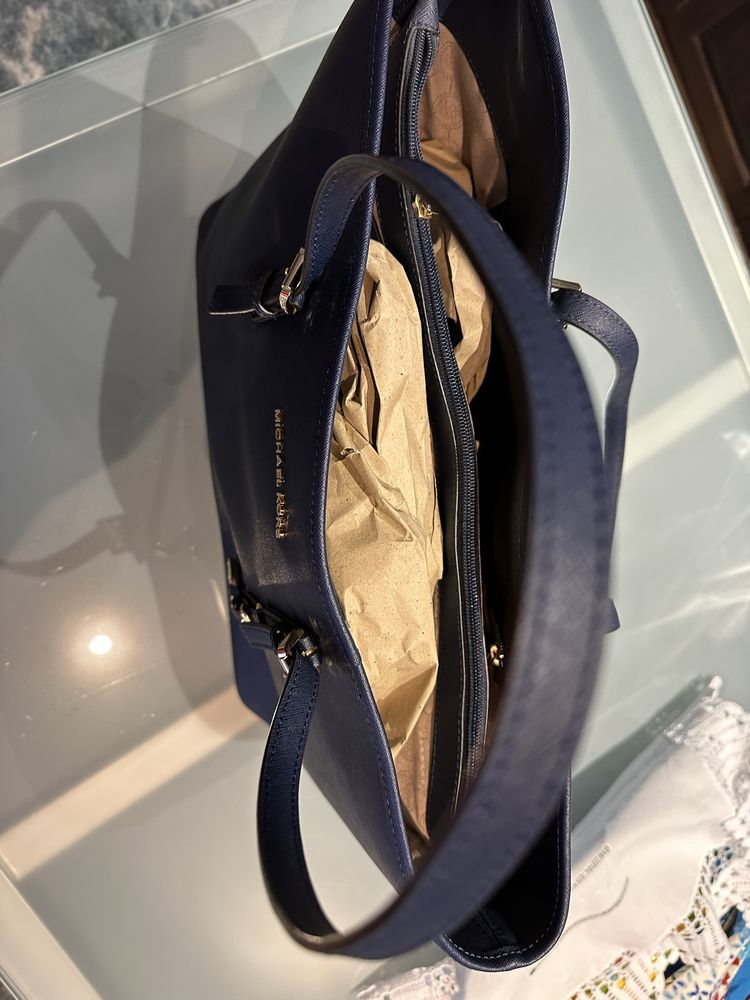 Carteira/mala Michael kors azul marinho